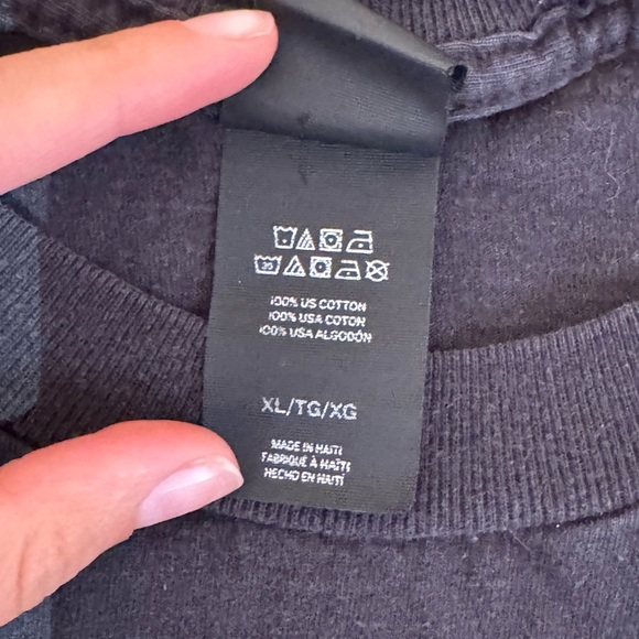 Hanes “Caution: May Start Talking About Cars” Graphic Tee - XL - Picture 7 of 7